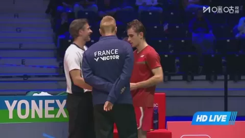 Poster siaran T.Popov VS Lanier, Alex